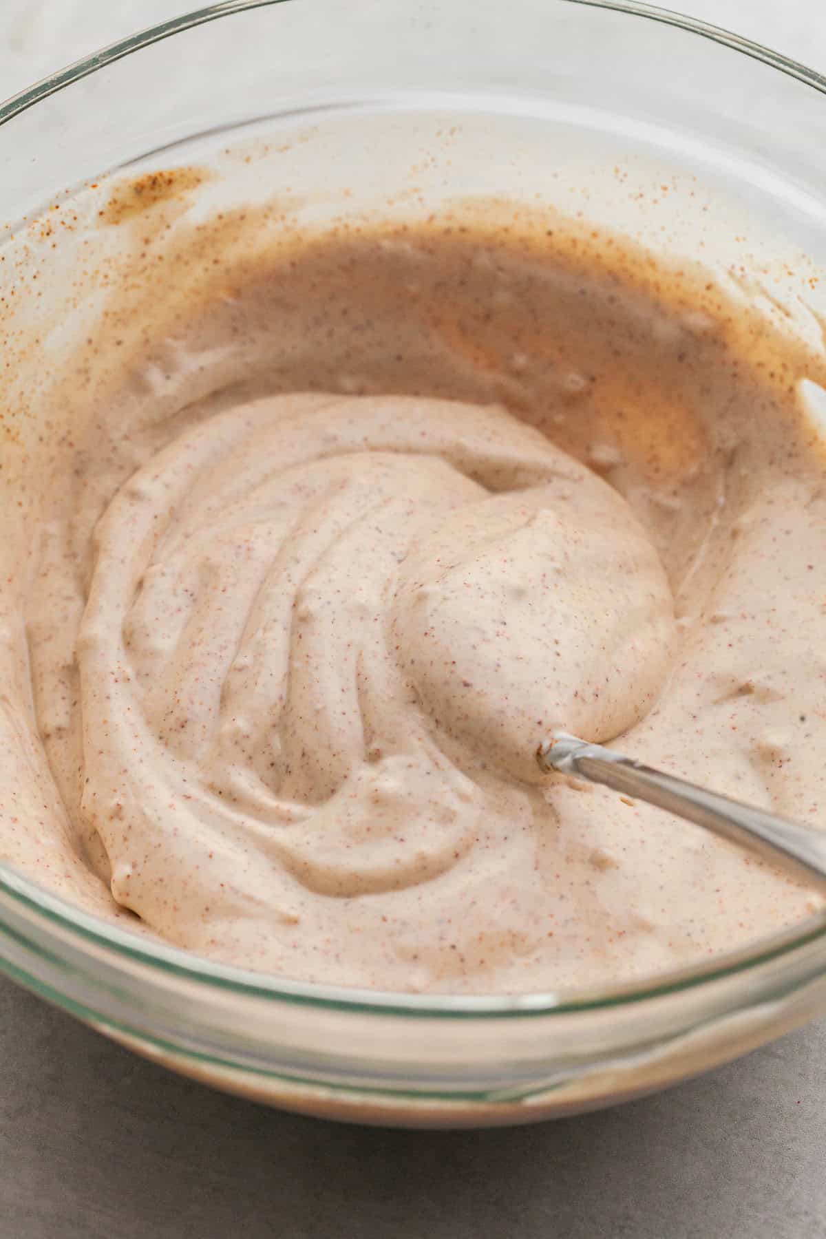 yogurt sauce mixed up in the bowl 